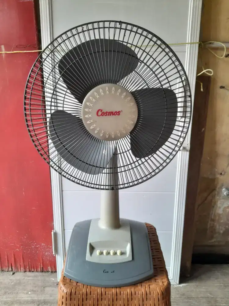 Jual kipas duduk merk Cosmos 12 inch