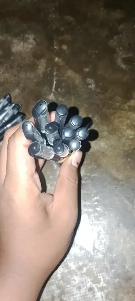 JUAL BOLPOIN UNTUK SEKOLAH/DLL RP1000=1 beli RP20.000=20