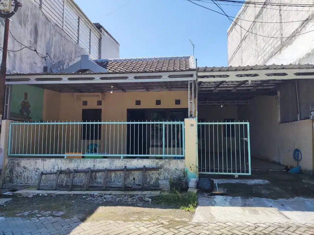 DISEWAKAN RUMAH DI PERUMAHAN GRAHA KEMBANGAN ASRI GRESIK JAWA TIMUR