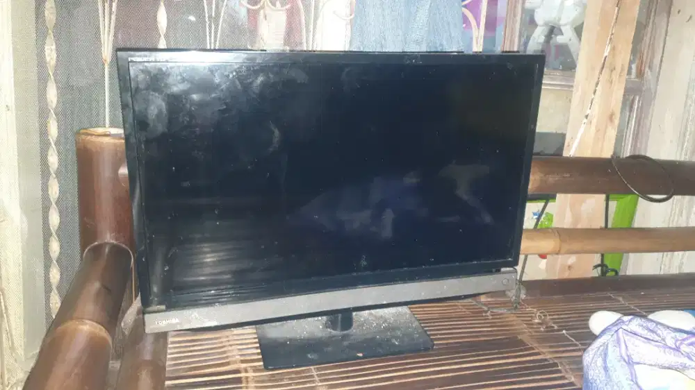 TV LED TOSHIBA 24