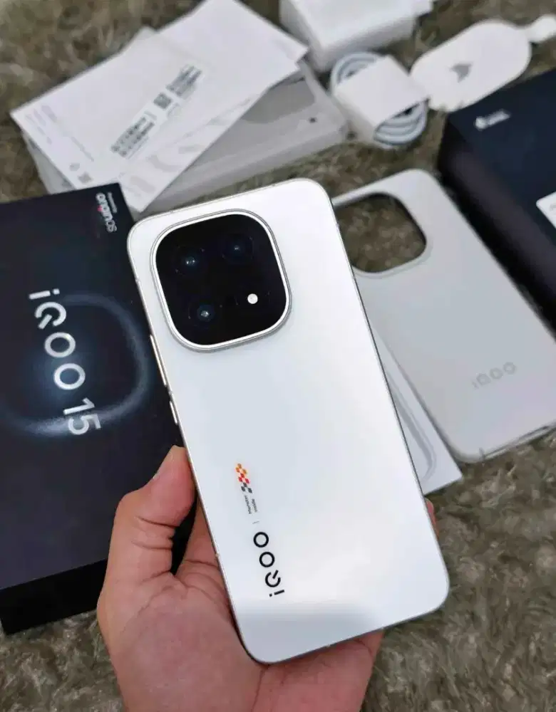 IQOO 15 16/1TB GARANSI RESMI INDONESIA SAMPAI 2027