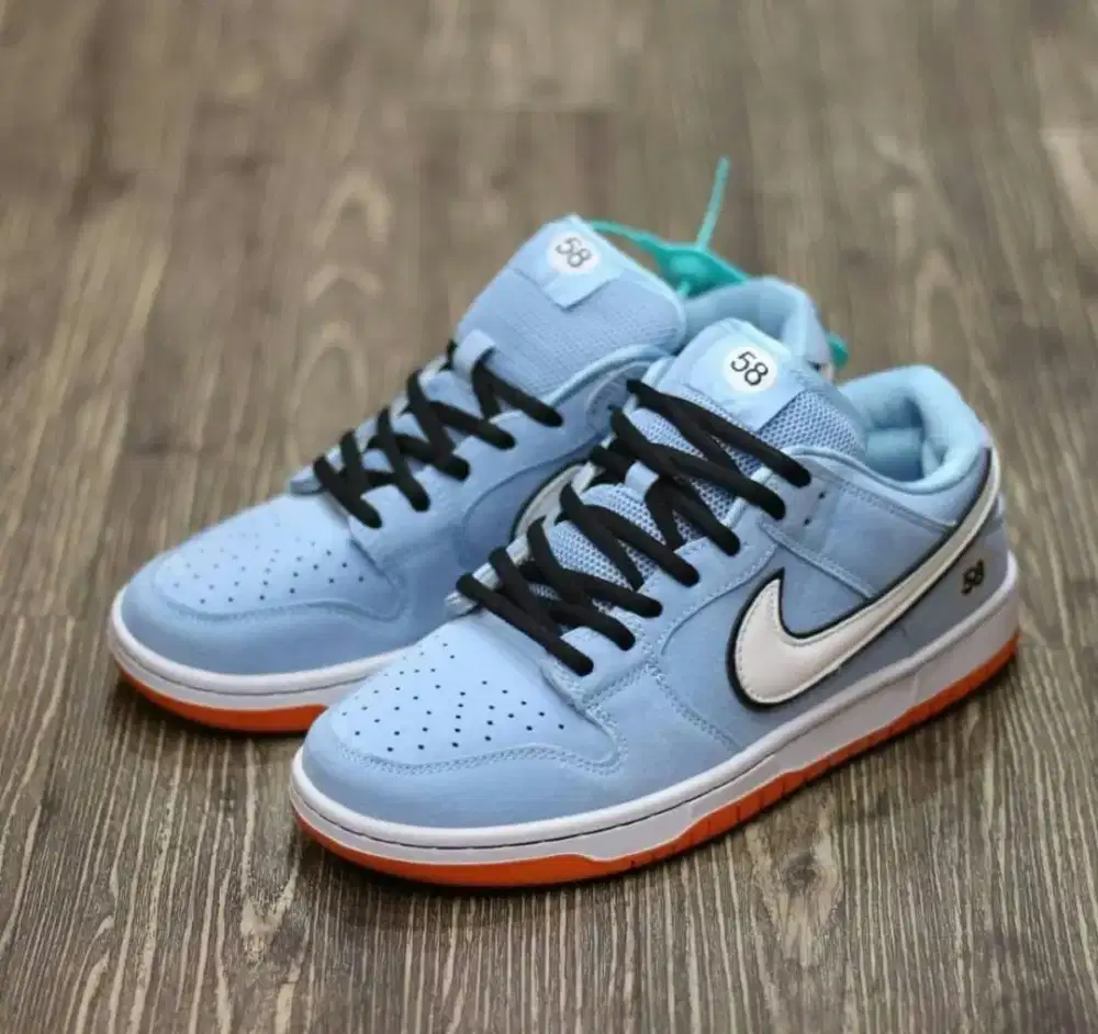 SEPATU NIKE SB DUNK LOW PRO