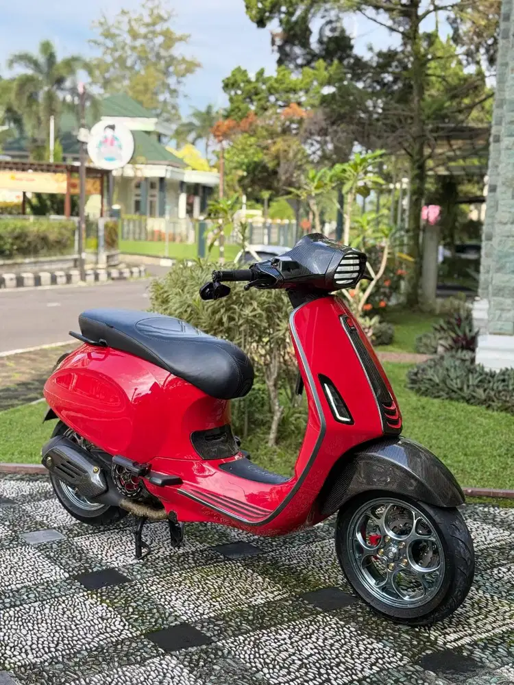 Dijual vespa sprint 3V 2016 modif