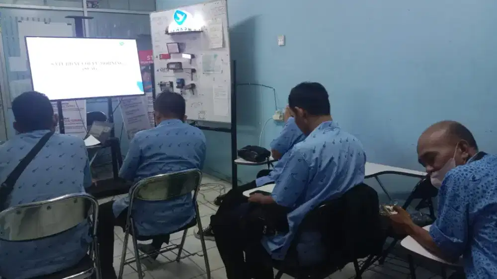 di butuhkan driver berbasis aplikasi online