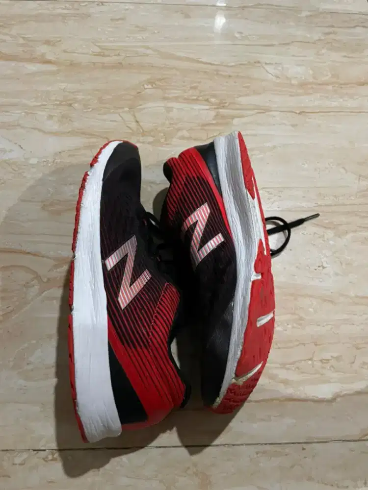 Sepatu New Balance