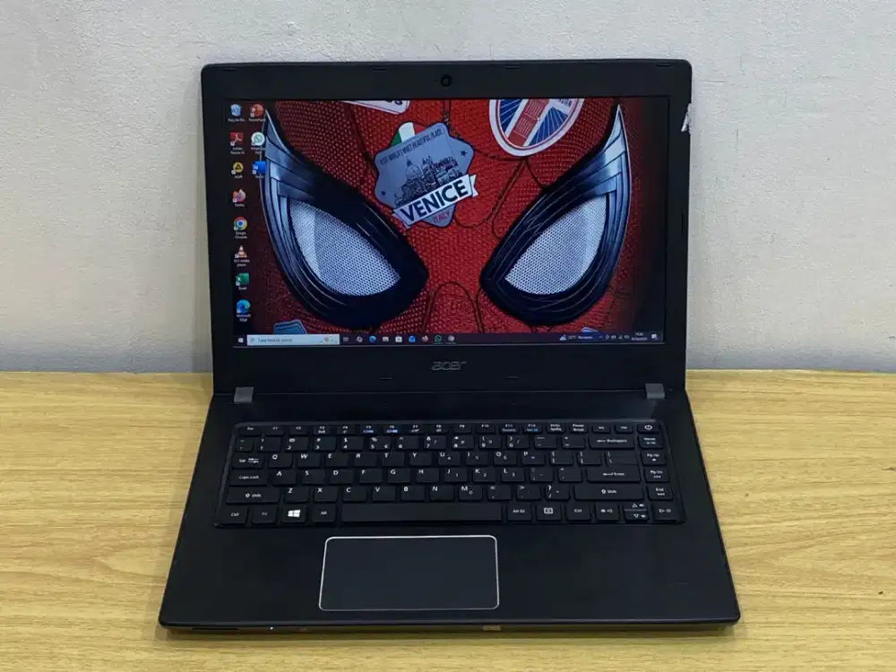 Laptop Acer Aspire E5-475G Prosesor Intel Core i3-6006U