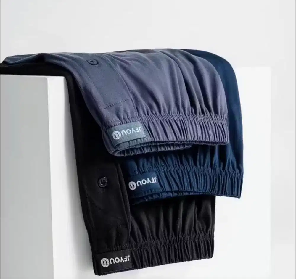 Preloved JFYOU 3PCS Celana Pendek Katun