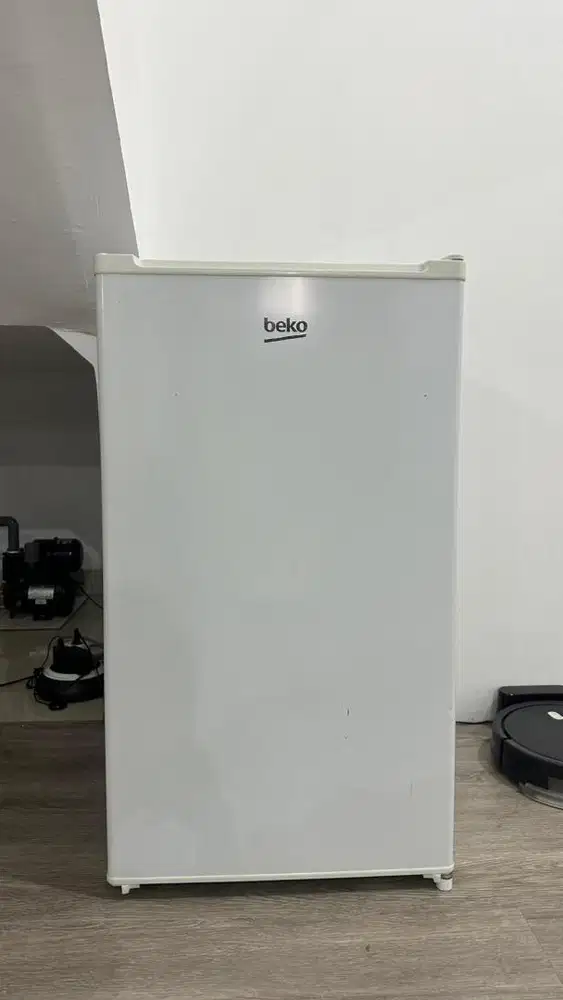 Kulkas 1 Pintu 95 Liter Beko RS9210W RS 9210 W MinFrost