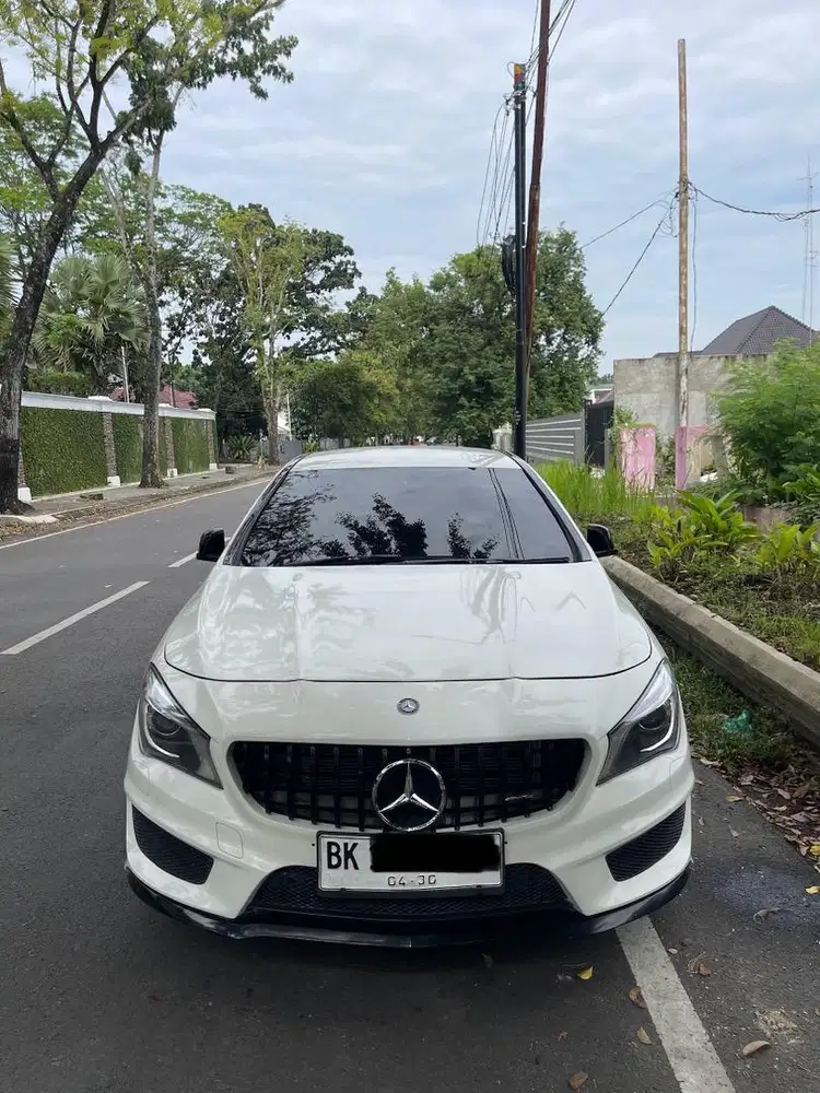 Mercedes Benz CLA200 AMG 2014