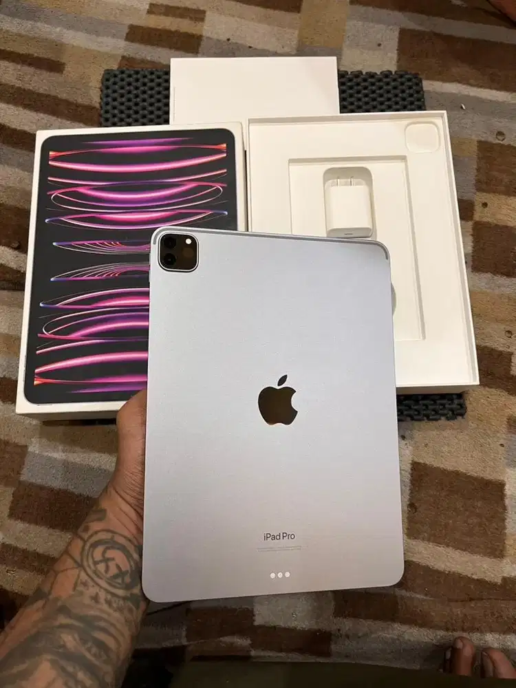 Ipad pro M2 (11 inch-4rd generation) 128GB wifi only fullset original