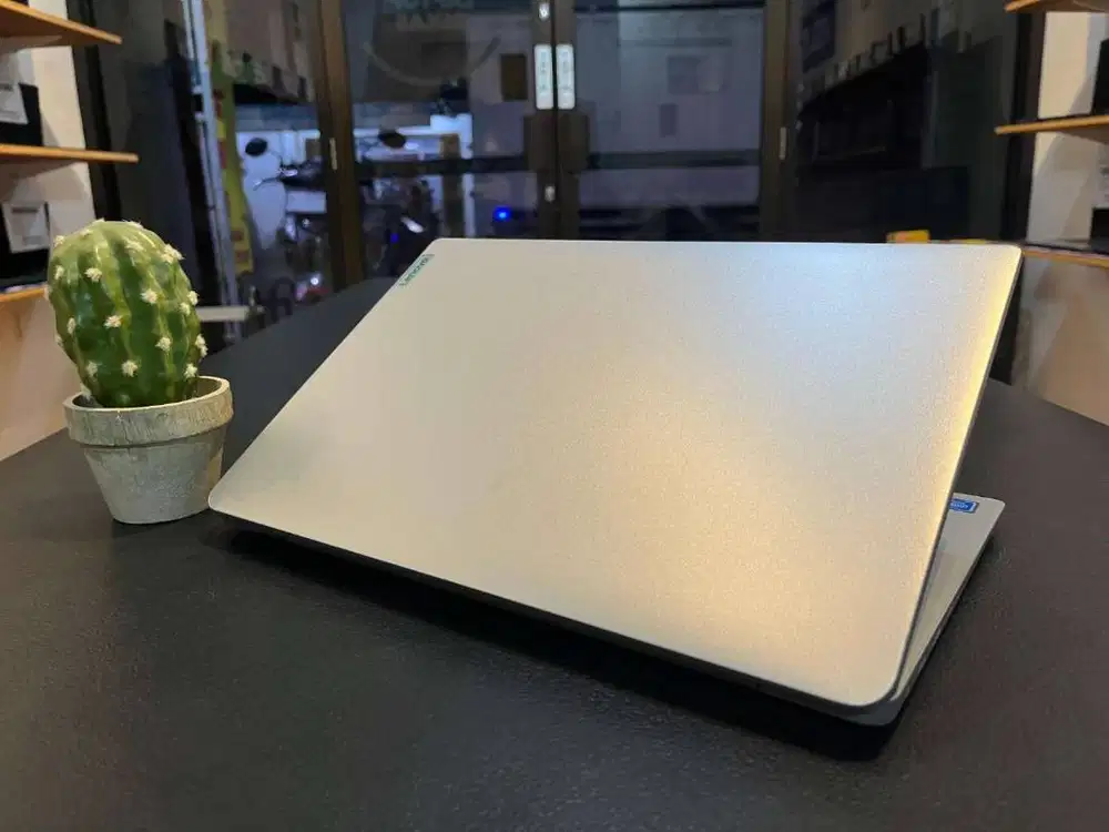 LAPTOP LENOVO IP 1 14IGL7 // CELERON N4020 //RAM 8GB