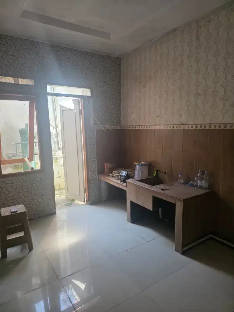 Di jual rumah di cluster Amarilis