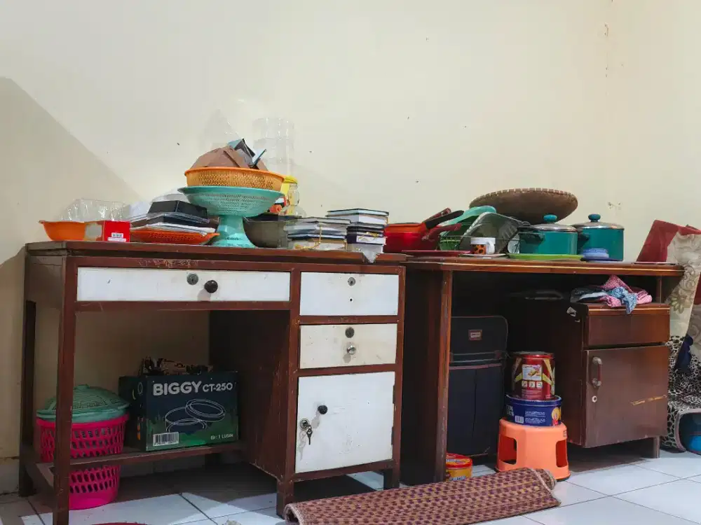 Meja kayu jati bekas toko ada 2 unit