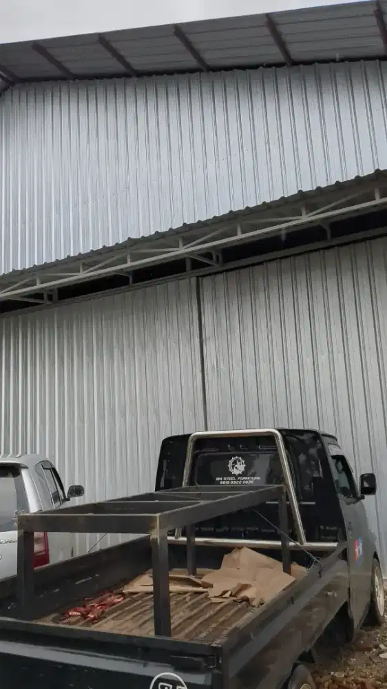 Dijual cepat tanah dan bangunan gudang baja