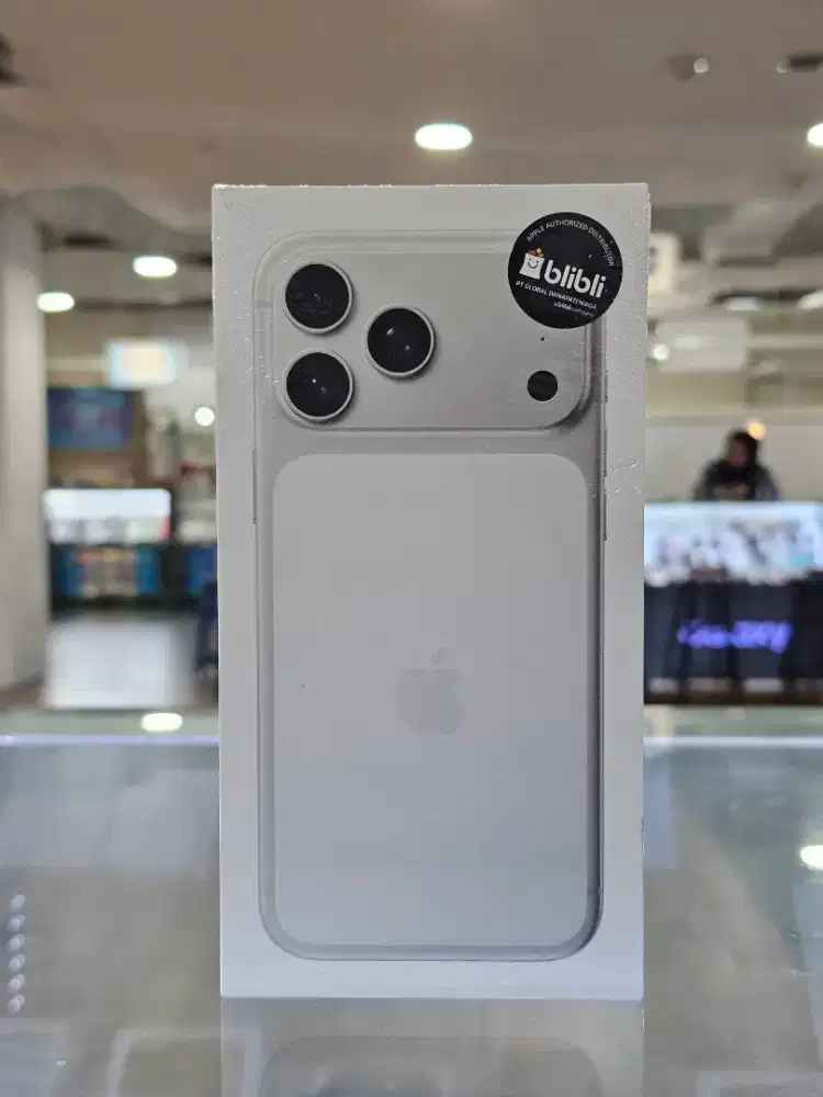 Iphone 17 promax 256gb silver new garansi resmi segel greenpeel