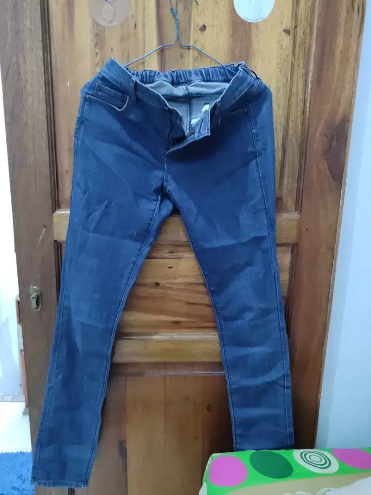 LOFT Woman Jeans Size 27