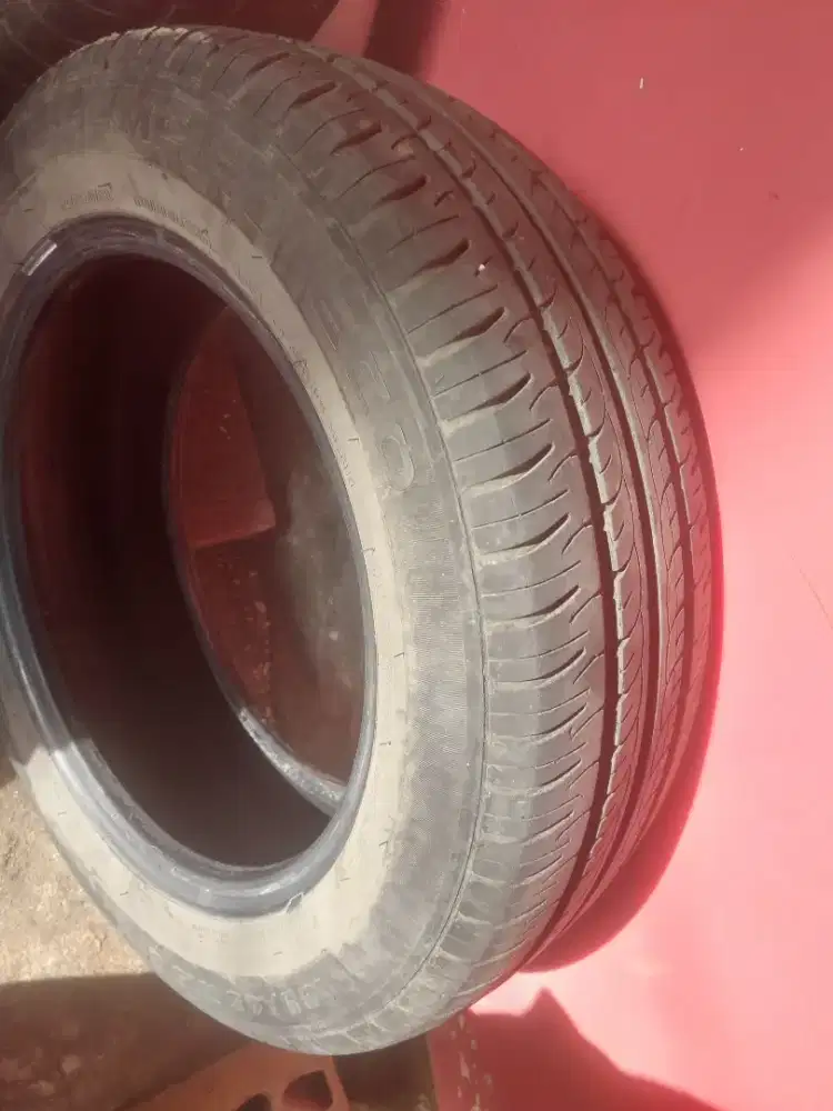 Ban R15 185 65 copotan mobil