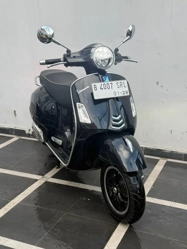 Vespa Gts Iget 4v Abs 2023 (km 2rb perak)