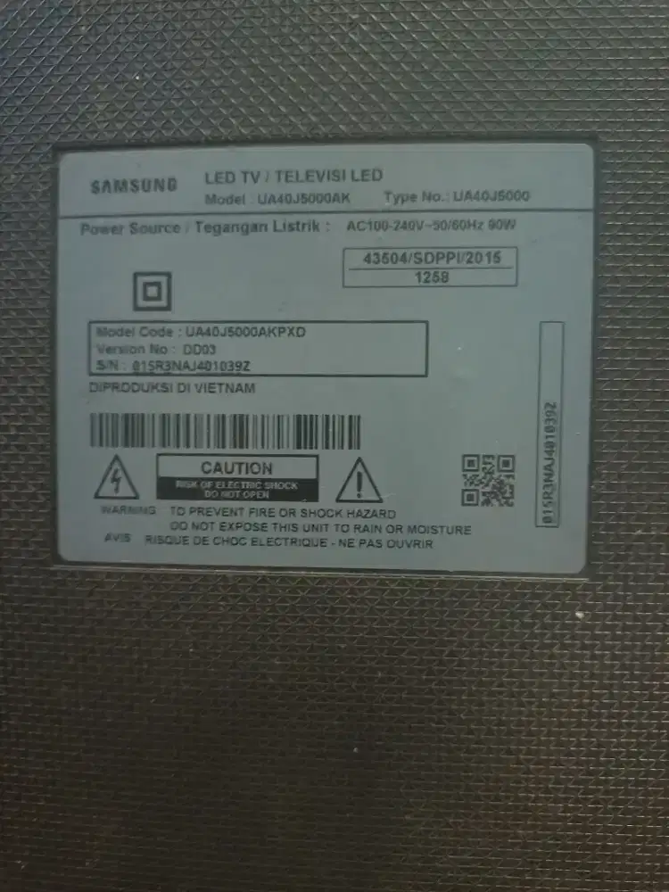 TV LED Samsung UA40J5000AK 40 inch berserta STB matrik Apple