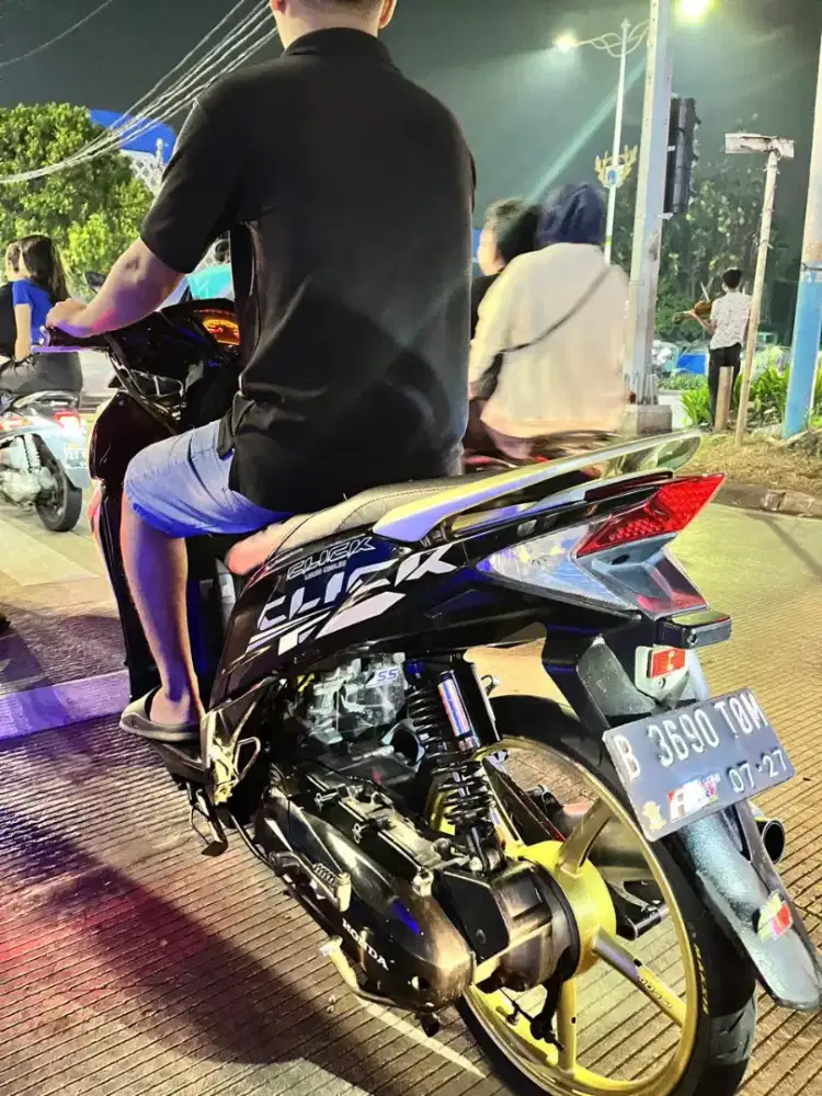 jual motor honda vario