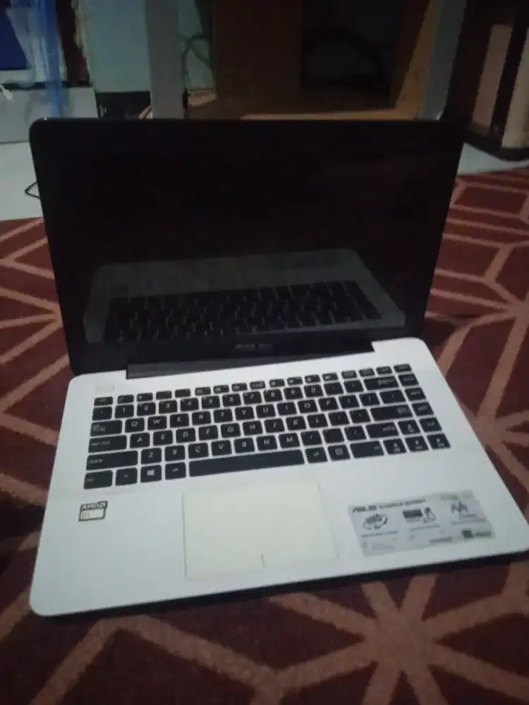 Laptop ASUS X454W