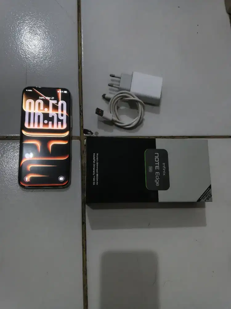 infinik NOTE EDGE Ram 8/256Gb warna Silver
