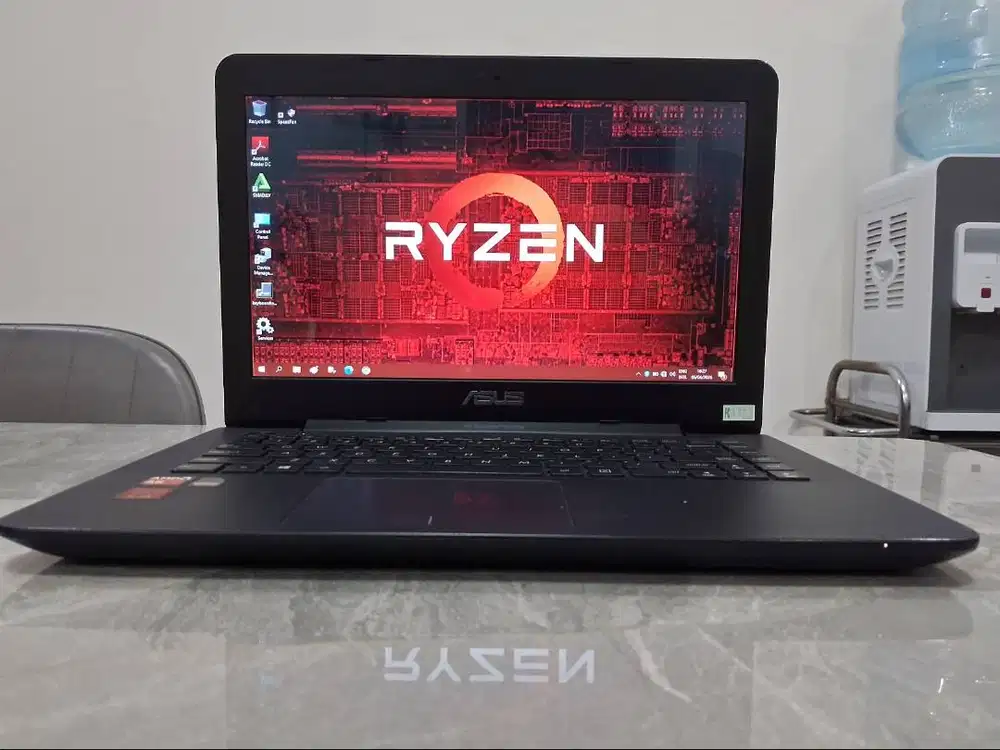 ASUS AMD QuadCore 6GB Radeon R5 Gaming Desain OK Laptop BerGaransi