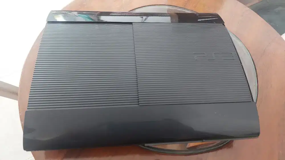 PS 3 Super Slim
