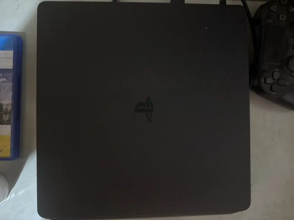 Ps4 slim 1tb bekas