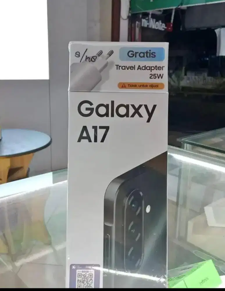 Handphone Samsung A17