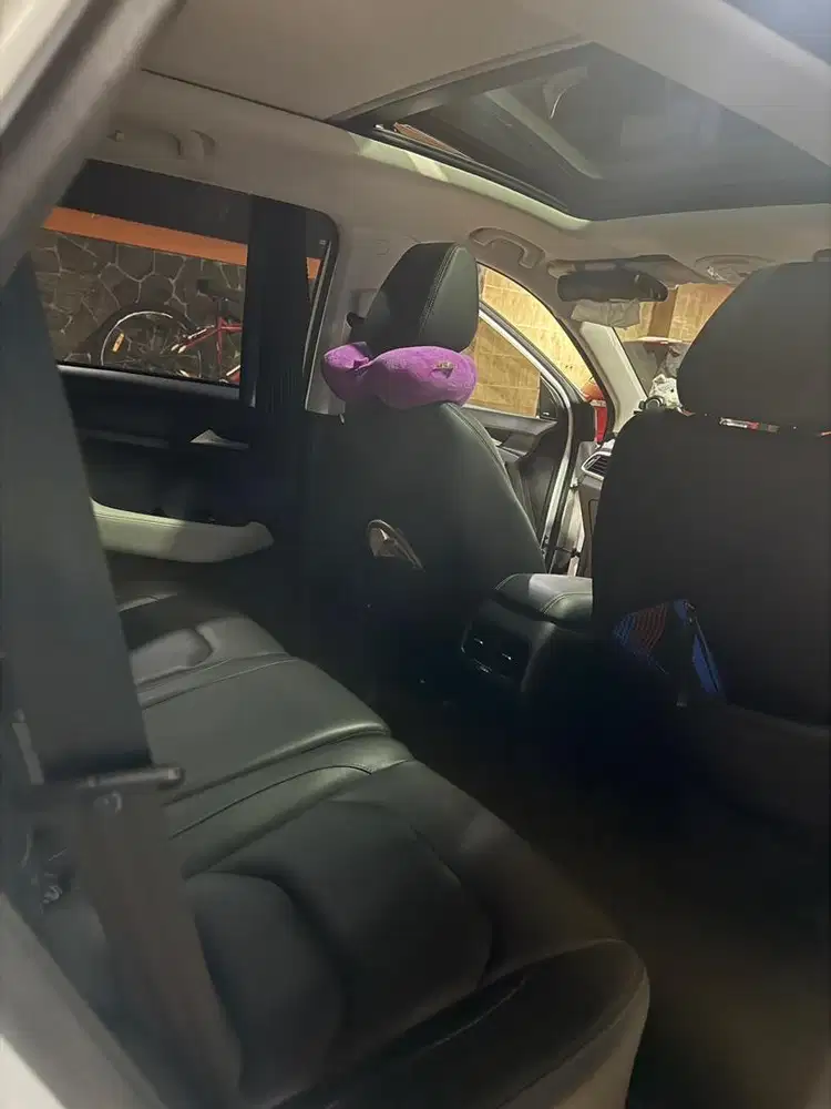 Wuling Almaz RS Pro tahun 2022-Putih-Siap pakai