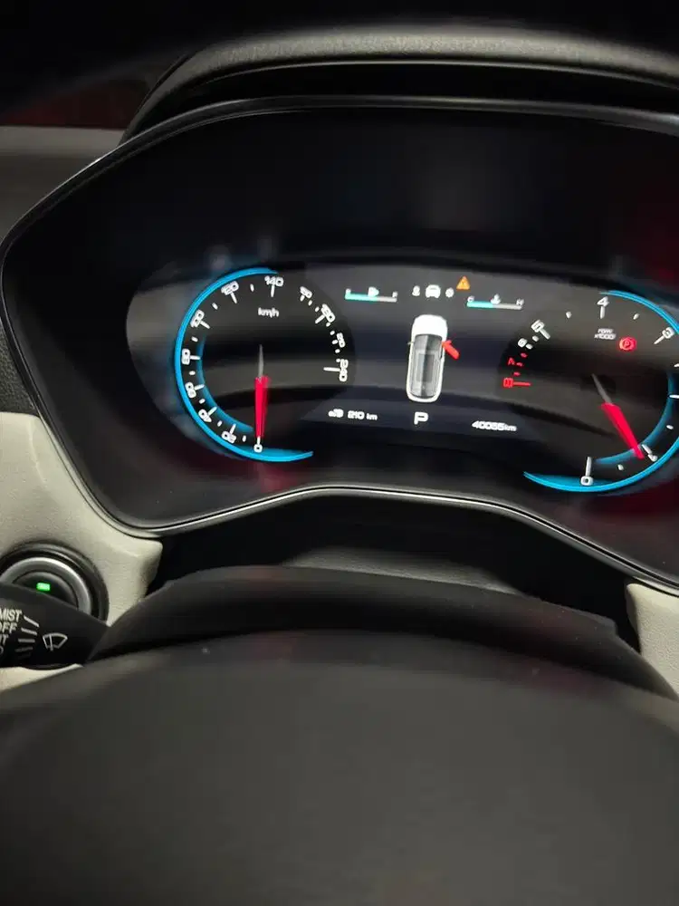 Wuling Almaz RS Pro tahun 2022-Putih-Siap pakai