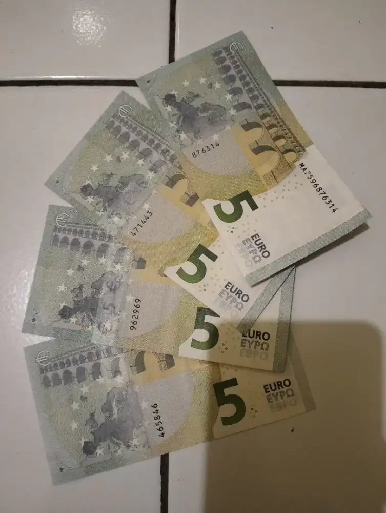 Uang kertas 5 euro utk koleksi