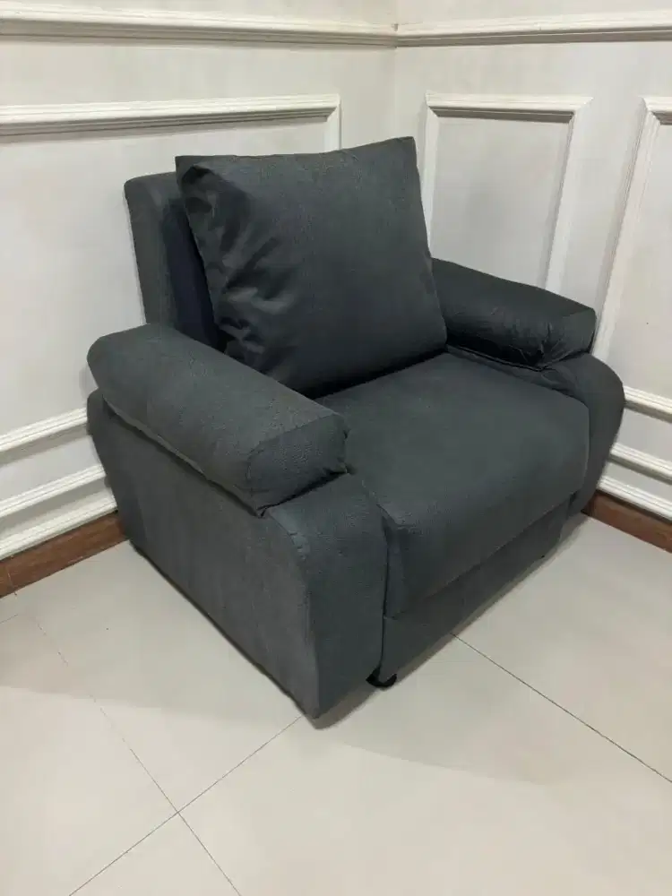 Sofa/Kursi single buat santai
