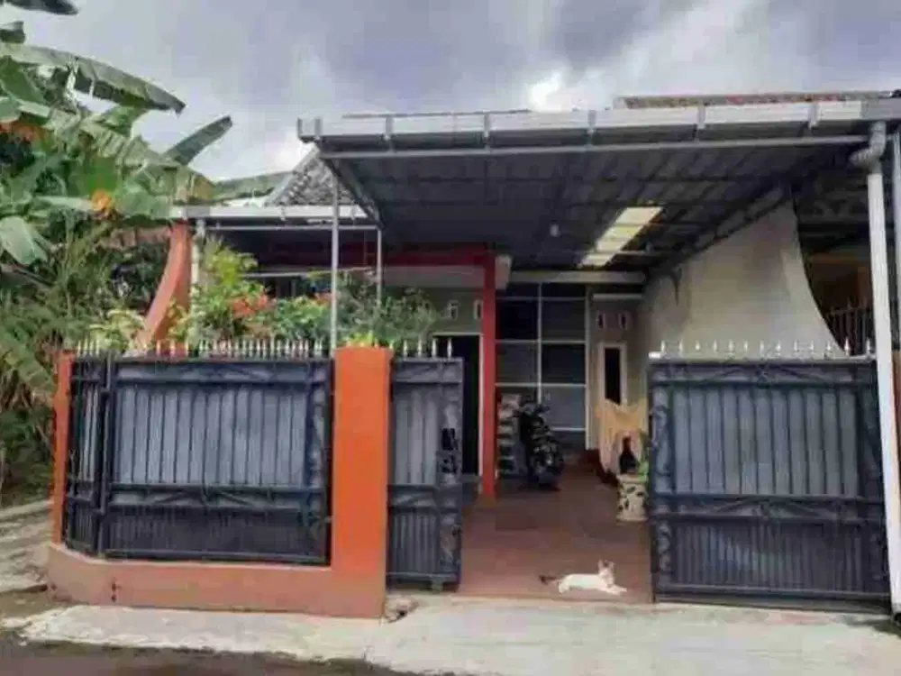 Rumah cantik, masih ada sisa tanah di belakang, utk sirkulasi udara di Klajuran jl godean km 9 dkt Malioboro, Tugu Jogja, Keraton Yogyakarta