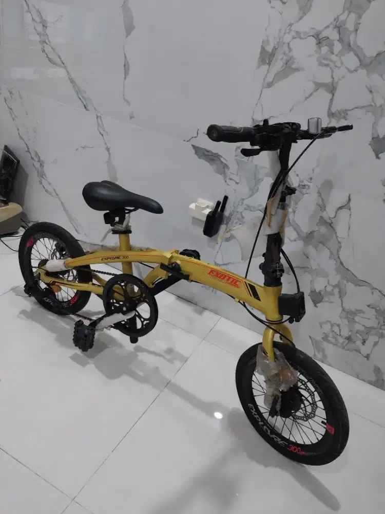 Sepeda lipat explore 300 exotic by pacific  16 inchi baru