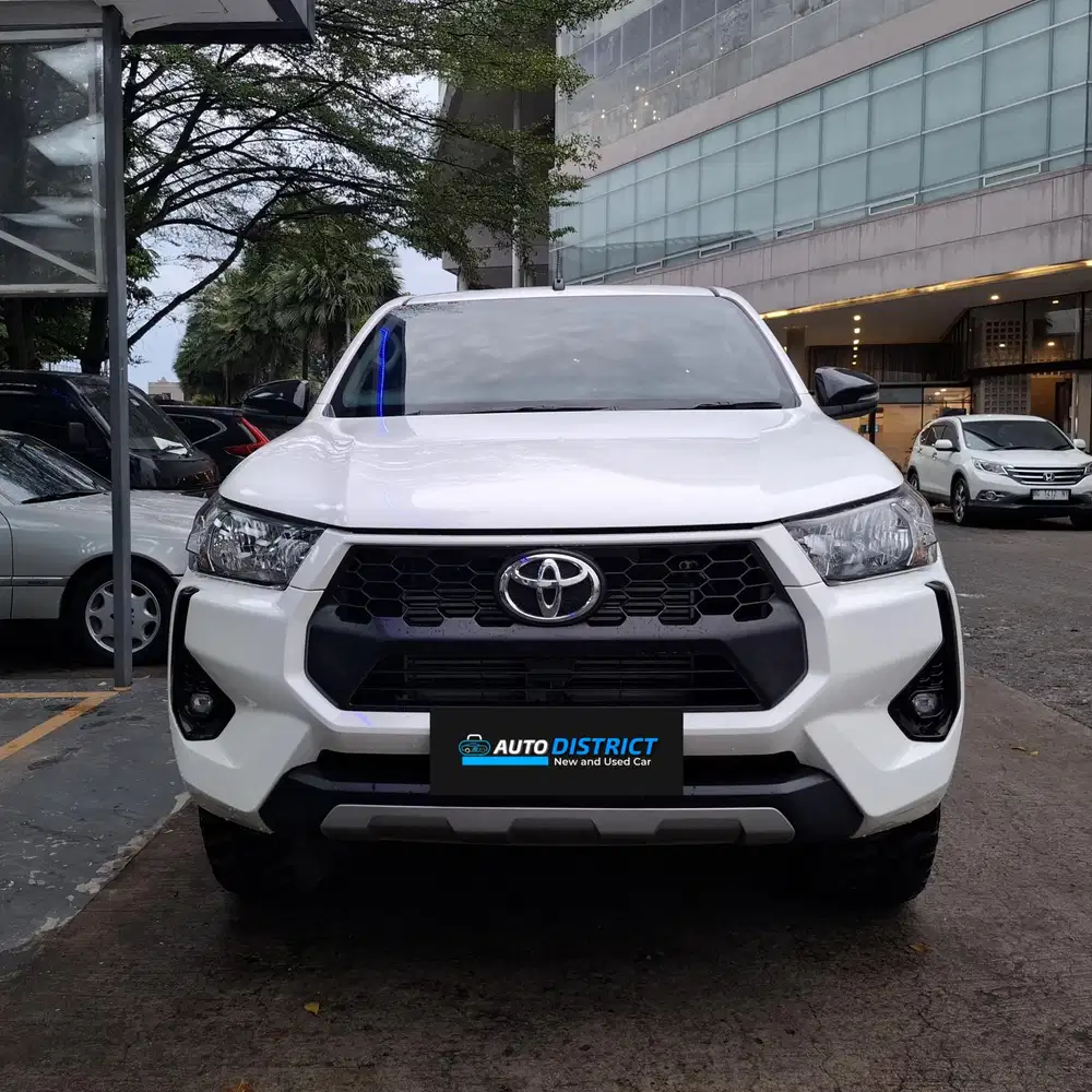 HILUX DC 2.4 G M/T 4x4 TOP KONDISI