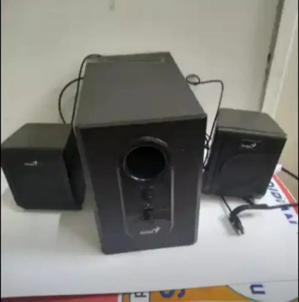 Multi media speaker Stereo deep Bass,  merk Geniud Model SW 21-355