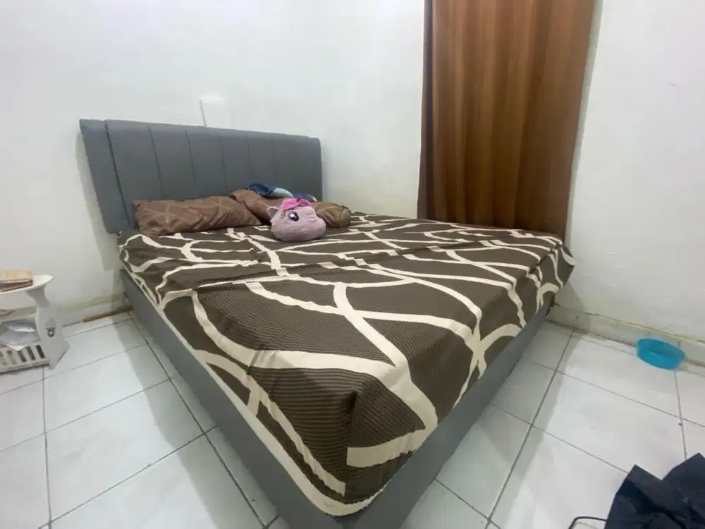 SpringBed Pillow on Top