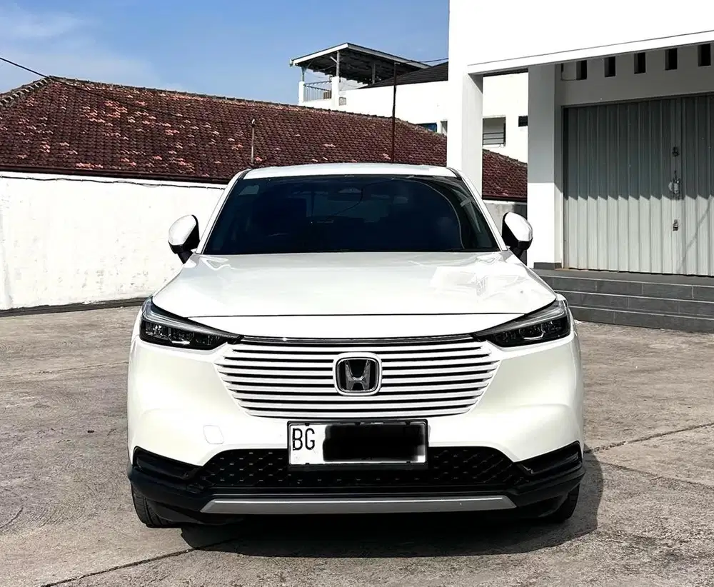 Honda Hrv E matic 2022 km rendah orisinil mulus terawat sekali