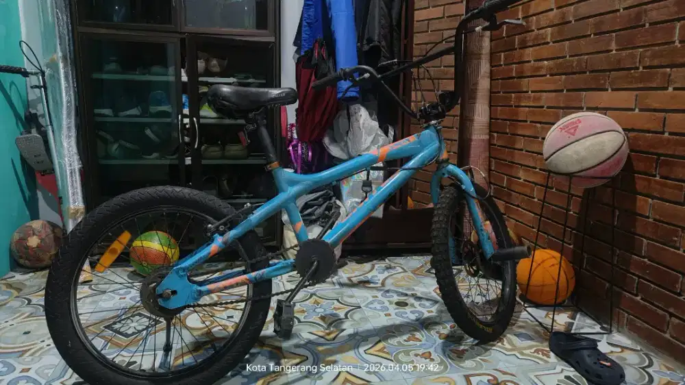 Sepeda United  jumper x frame alloy
