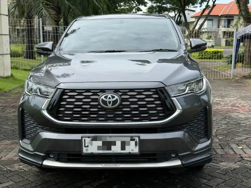 Toyota Innova Zenix Q Hybrid Modellista 2023 Abu-abu Siap Pakai