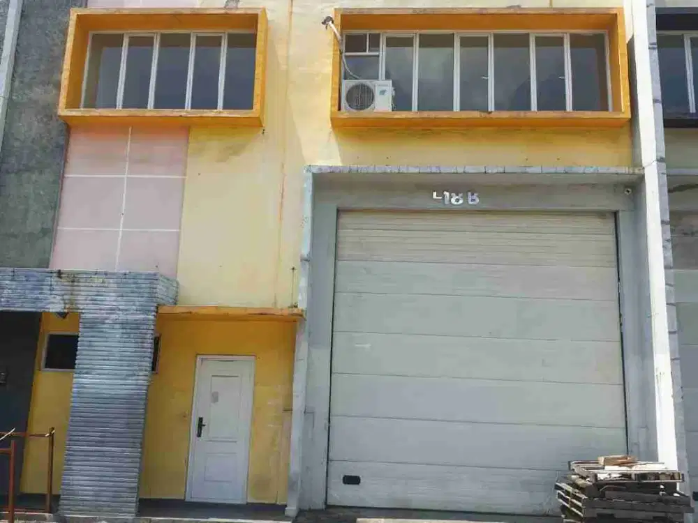 Disewakan Gudang Daan Mogot LB 150 M2 Ada Office Akses Container 40ft