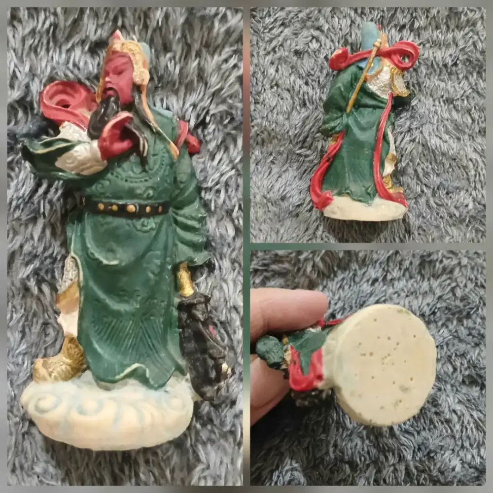 Rupang mini dewa Kuan Kong