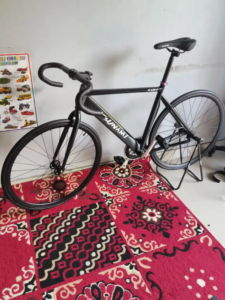 Sepeda fixie tsunami repaint basic alloy enteng