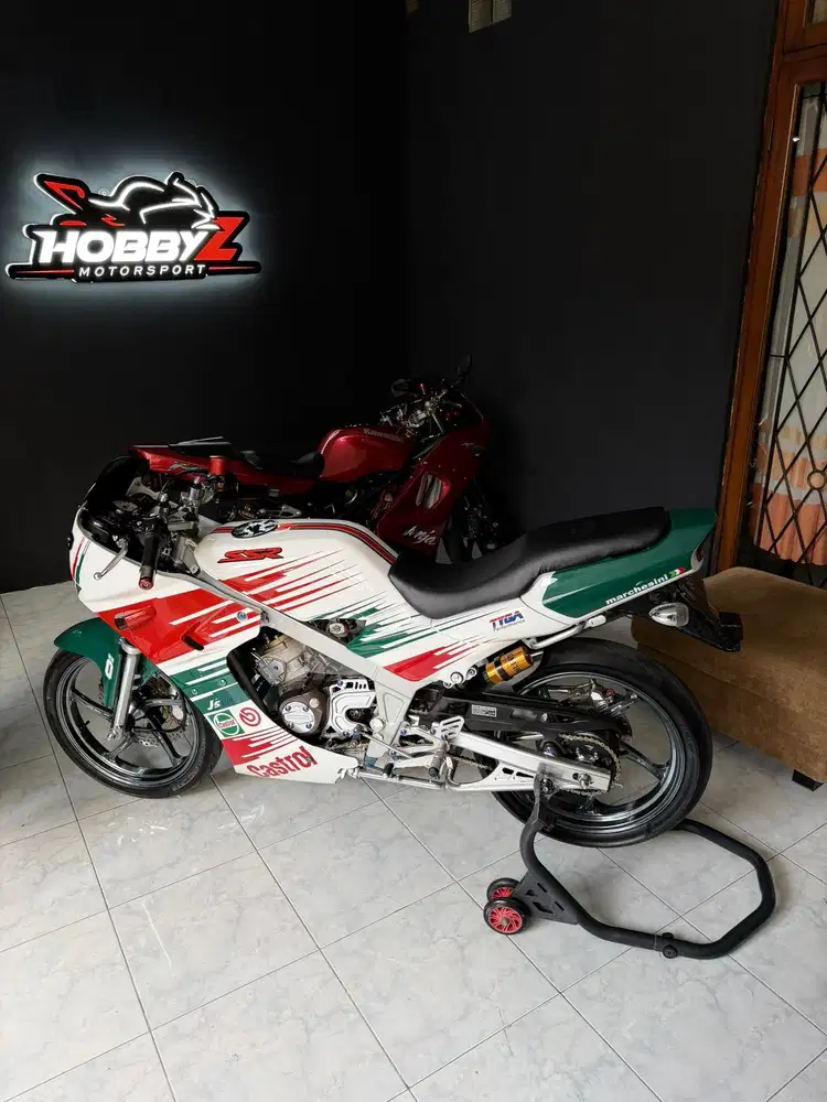Kawasaki ninja 150 R 2011 SSR modif hedon rata kanan,istimewa