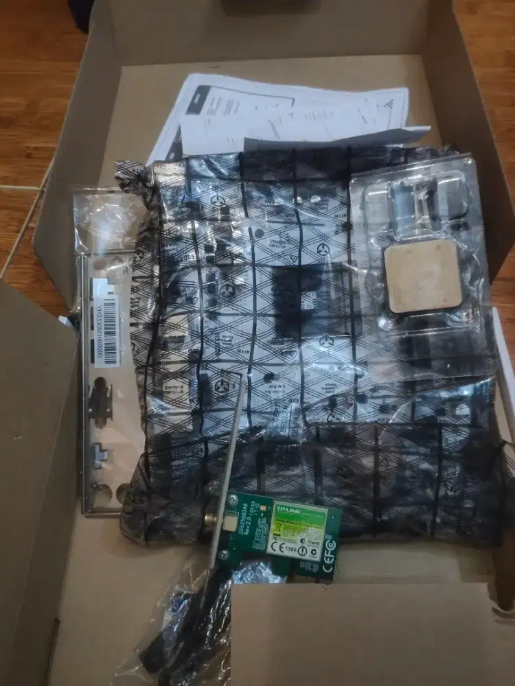 Paket Ryzen 5 b450M white garansi panjang wifi