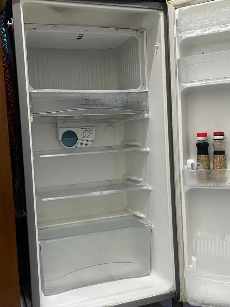 Kulkas bekas 1 pintu