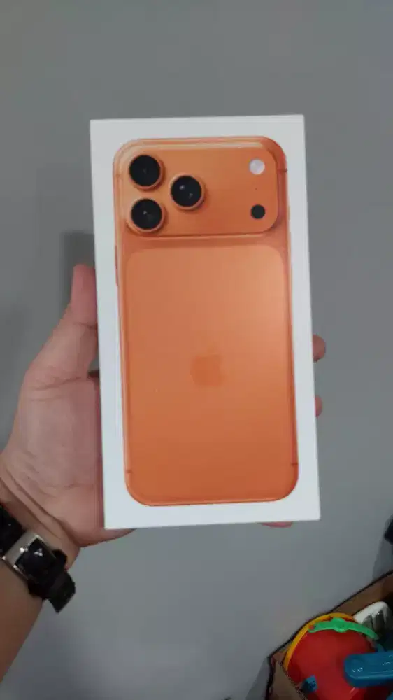 IPHONE 17 PRO MAX 256GB COSMIC ORANGE GARANSI RESMI IBOX