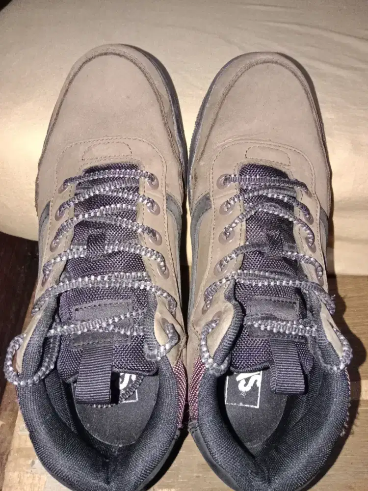 Sepatu vans tweak wp